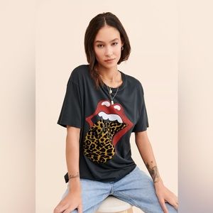 DAYDREAMER Stones Flocked Leopard Tongue Tee